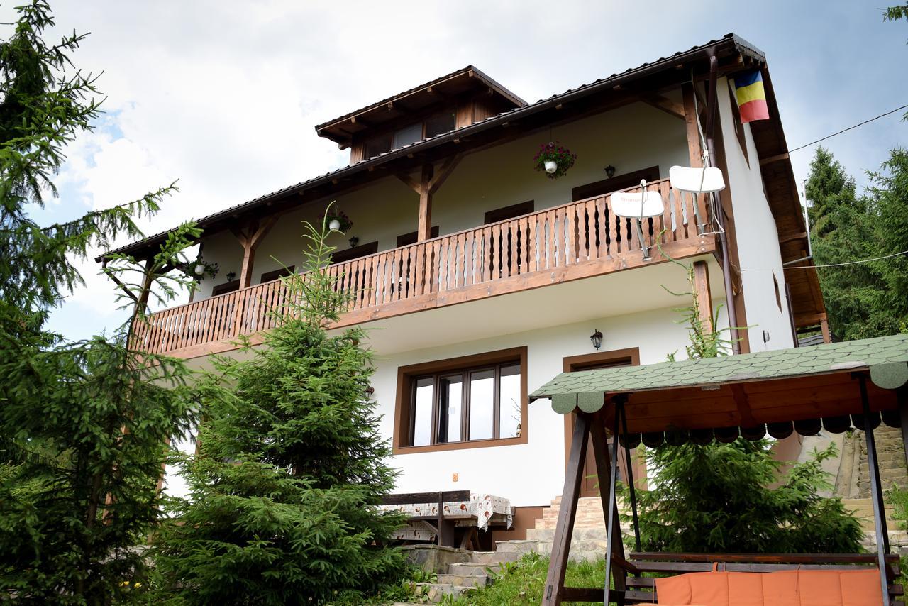 Hotel Casa Edy Colibiţa Exterior foto